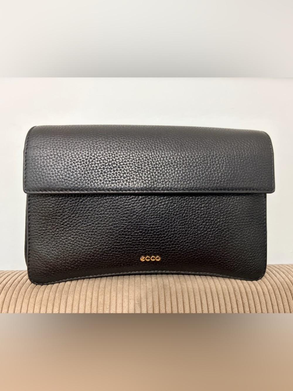 ECCO Large Pinch Bag